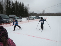 Maalisuoralla nähtiin tiukkoja loppukirejä